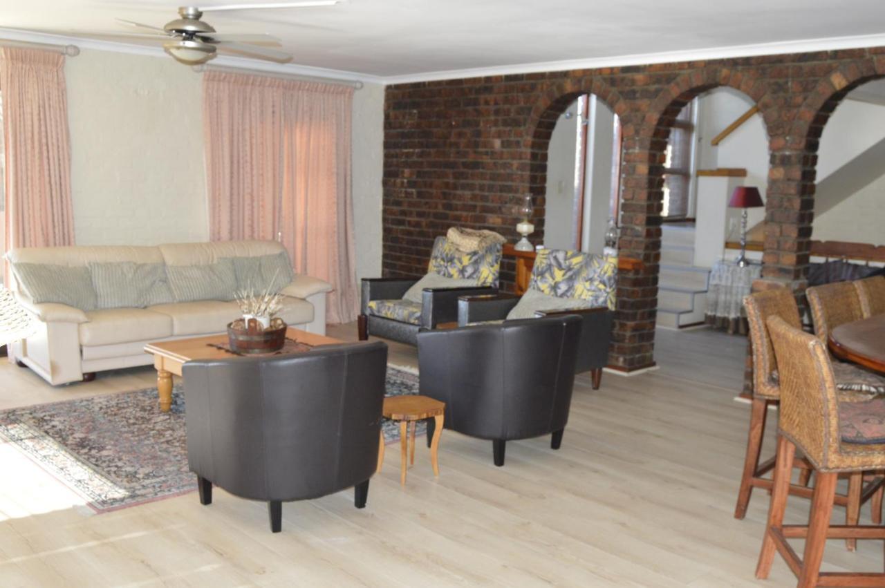 Harbourview Self Catering Apartment Gordonʼs Bay Екстериор снимка